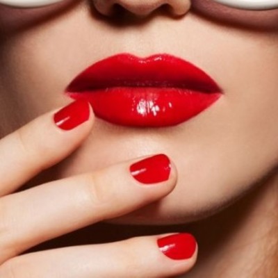 Timeline: La historia del pinta labios