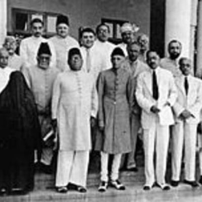 Timeline: the road to independence 1900 to 1940