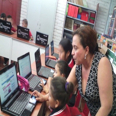 Timeline: LINEA DE TIEMPO TECNOLOGÍAS EN EL AULA