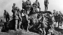 Timeline: LEHEN MUNDU GERRA ETA ERRUSIA IRAULTZA (AINHIZE)