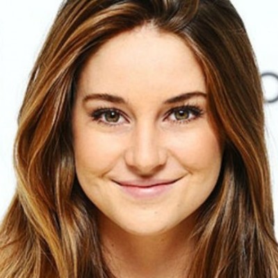 Timeline: Біографія Шейлин Вудли