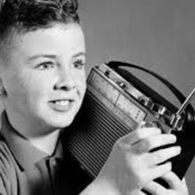 Timeline: historia de la radio en colombia