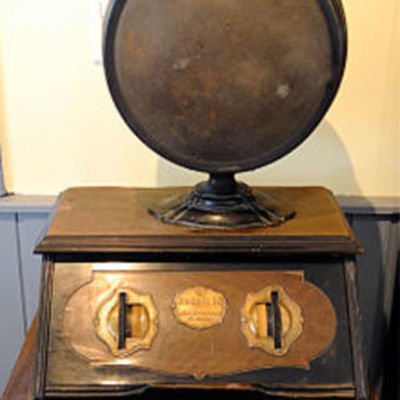 Timeline: Historia de la radio