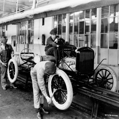 Timeline: Revolucion Industrial