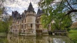 Timeline: Γαλλικός Μεσαίωνας:  "Από τον Καρλομάγνο ως τον εκατονταετή πόλεμο".