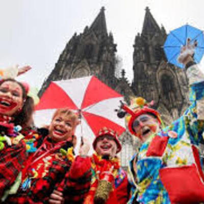 Timeline: Karneval in Koln Bjorn