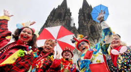 Timeline: Karneval in Koln Bjorn