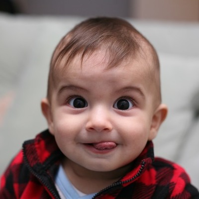 Timeline: This is the day i was born i was born in a hospital in boston mass