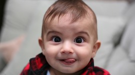 Timeline: This is the day i was born i was born in a hospital in boston mass