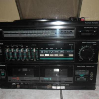 Timeline: 2004 (1888 Emilio Berliner)  Equipo de sonido, radio y servia para caset