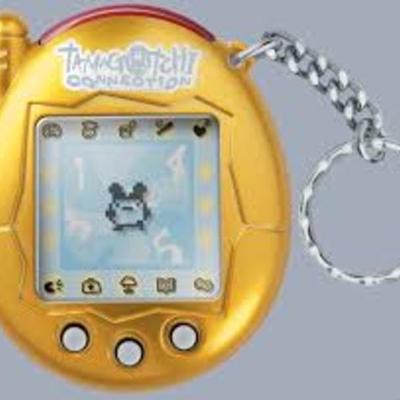 Timeline: 2005 (1996- Aki Maita) Tamagotchi