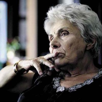 Timeline: ΚΙΚΗ ΔΗΜΟΥΛΑ