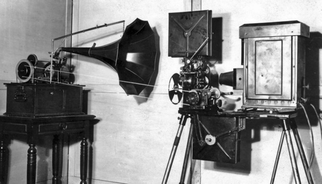 HISTORIA DEL SONIDO EN EL CINE timeline | Timetoast timelines