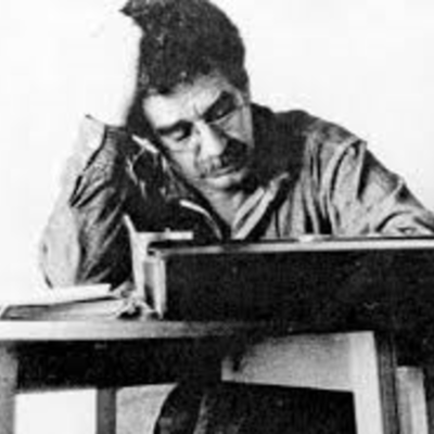 Timeline: Ocupacion escritor , periodista , editor y guionesta