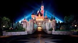 Timeline: DisneyLand "The Happiest Place on Earth" By: Elise