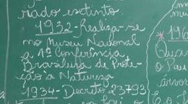 Timeline: Marco histórico em EA - Uma construção coletiva realizada pelos participantes do curso EA um link com ED