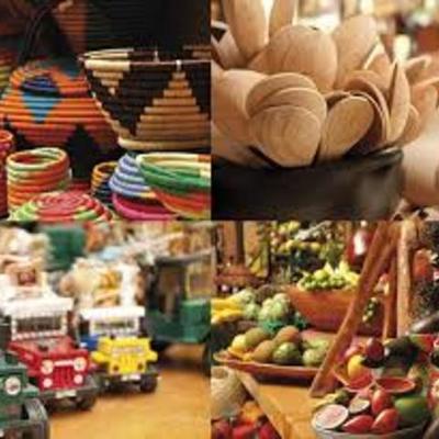 Timeline: Linea del tiempo sobre las políticas nacionales e internacionales en torno al  Turismo y la Cultura.