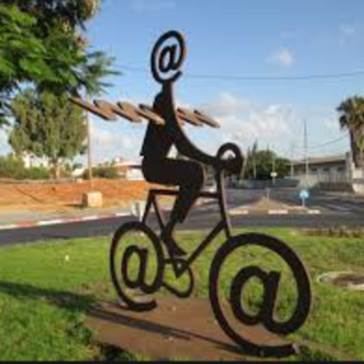 Timeline: Educação a Distancia no Brasil - 1900 à 1999