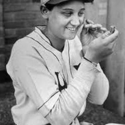 Timeline: Jackie Mitchell Kayli Hernandez