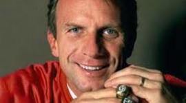 Timeline: Joe montana DENNIS CHAVEZ