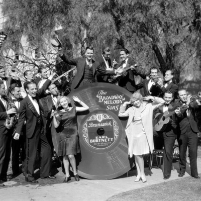 Timeline: 1929 to 1945