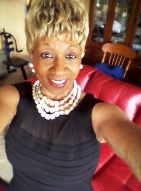 Trina Smith (Hollingsworth) Chicago IL Illinois