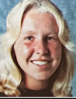 482 Evelyn Westarp