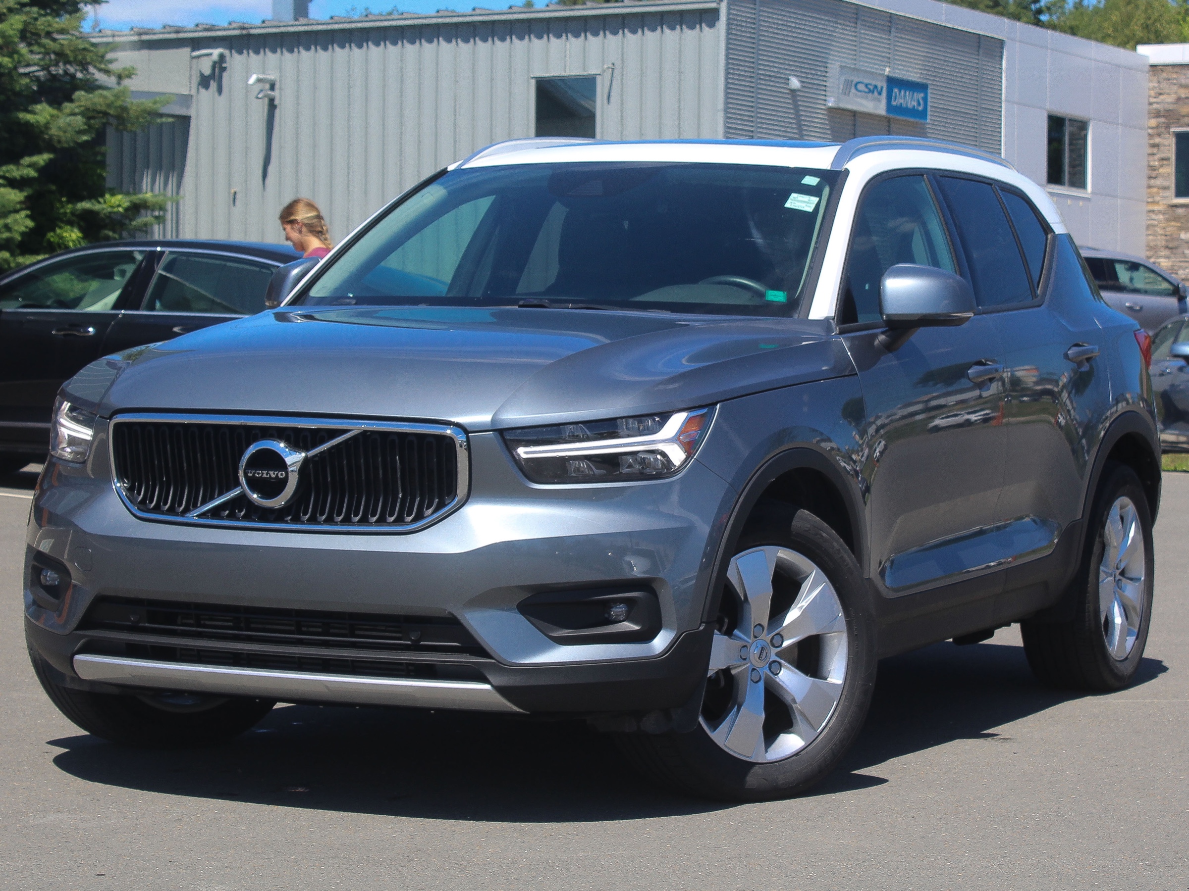 Certified PreOwned 2019 Volvo XC40 T5 Momentum AWD