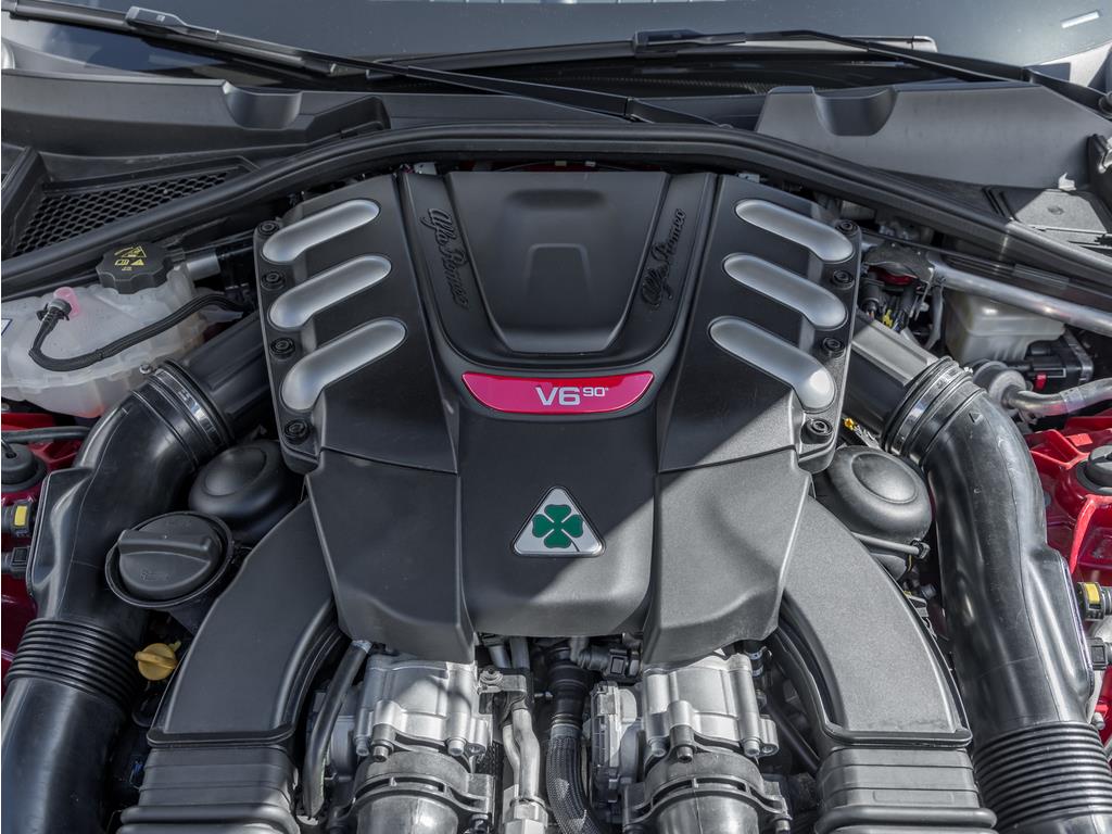 2017 Alfa Romeo Giulia Quadrifoglio, 多伦多, 全款车