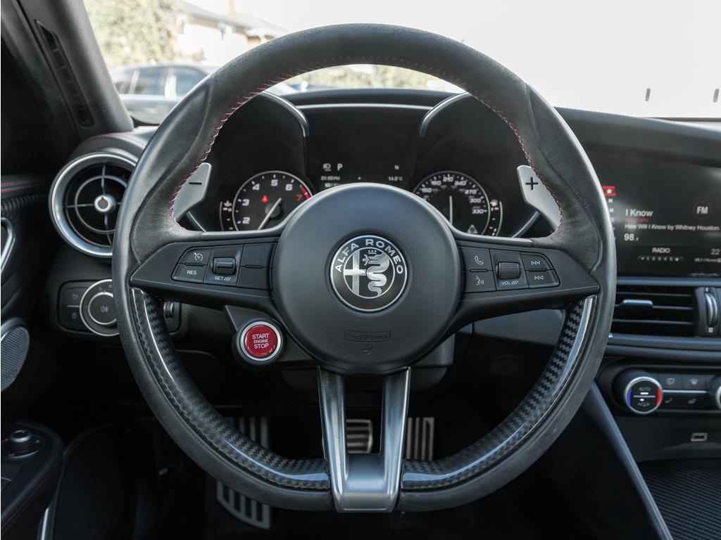 2017 Alfa Romeo Giulia Quadrifoglio, 多伦多, 全款车