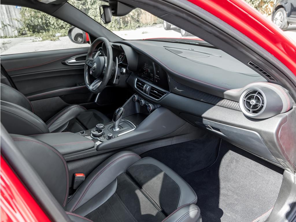 2017 Alfa Romeo Giulia Quadrifoglio, 多伦多, 全款车