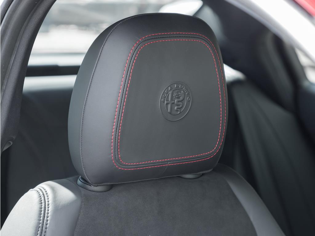 2017 Alfa Romeo Giulia Quadrifoglio, 多伦多, 全款车