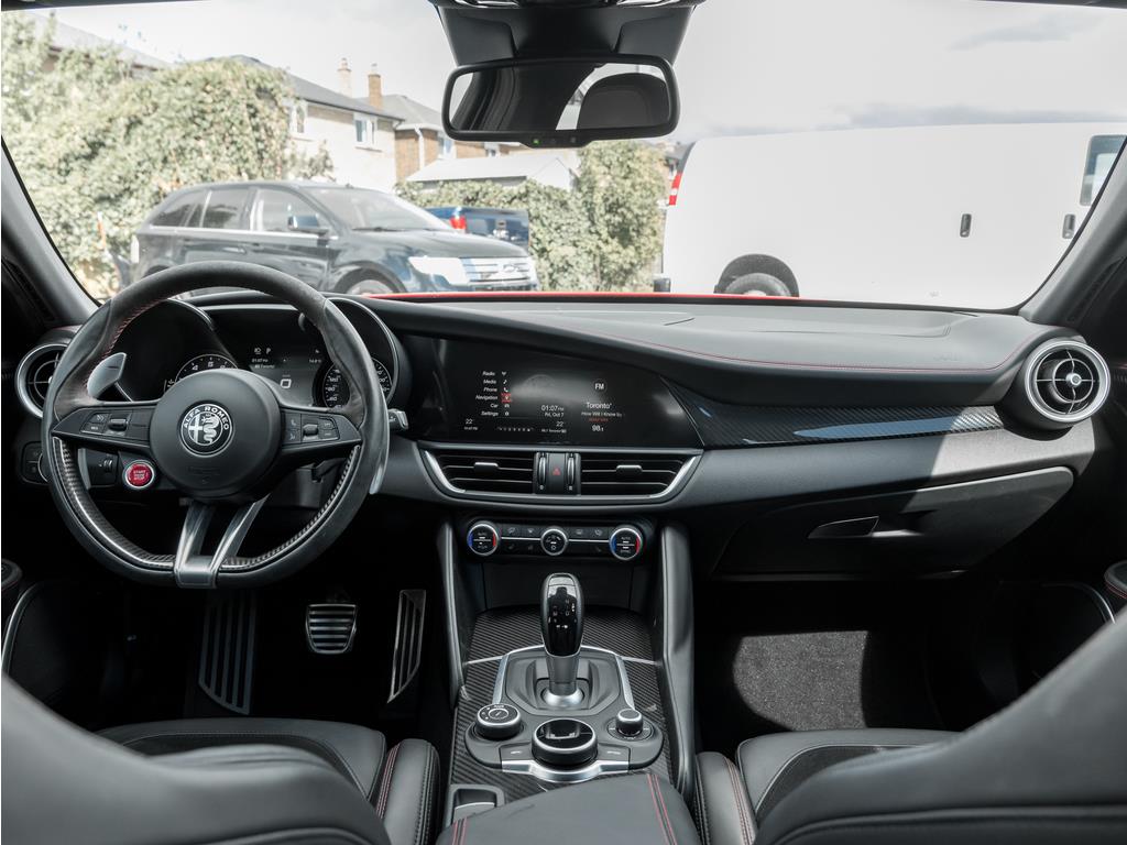 2017 Alfa Romeo Giulia Quadrifoglio, 多伦多, 全款车