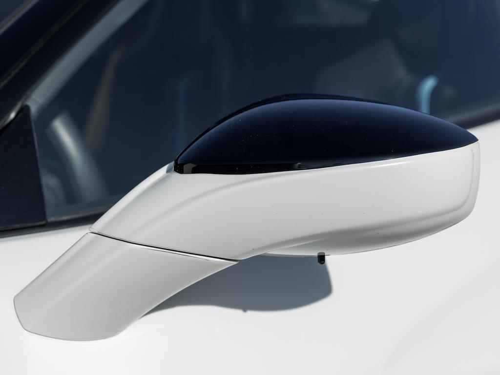 2022 Ferrari F8 Tributo Coupe, 多伦多, 全款车