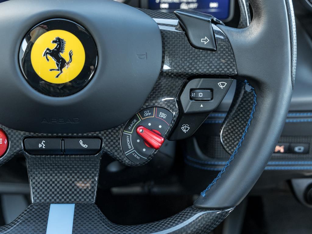 2022 Ferrari F8 Tributo Coupe, 多伦多, 全款车