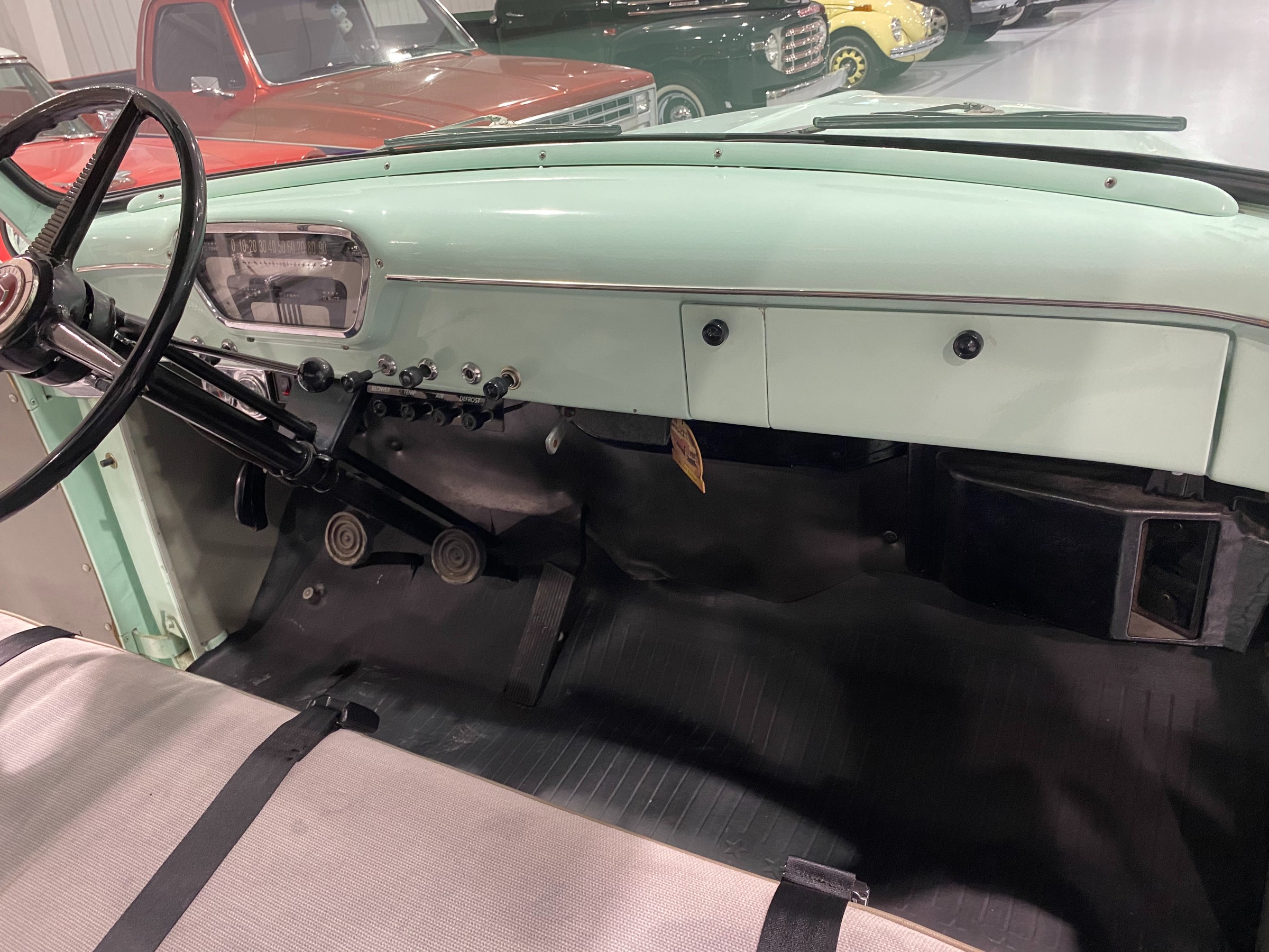 1953 Ford F-100 11