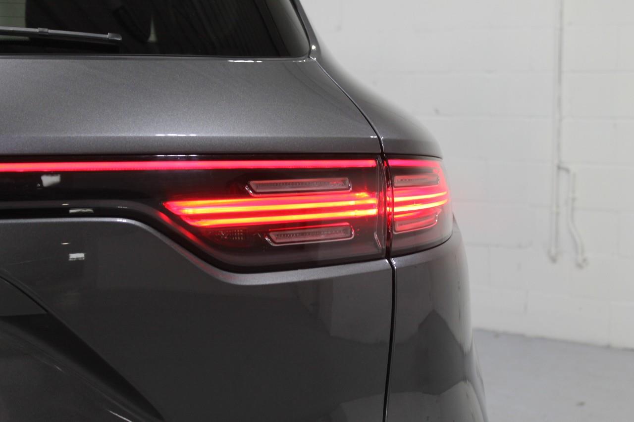 2021 Porsche  Cayenne  AWD , 多伦多, 第三方LEASE