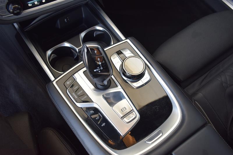 2019 BMW 750i xDrive, 多伦多, 全款车