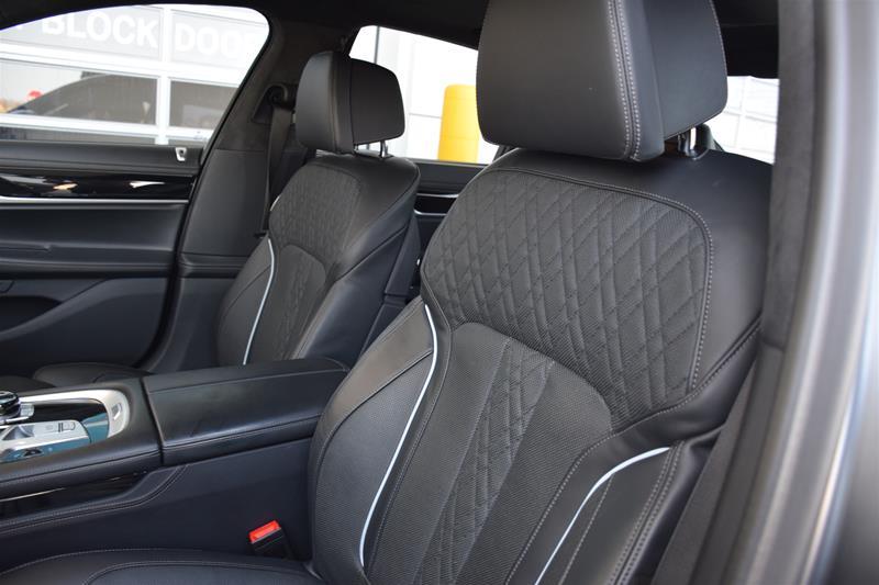 2019 BMW 750i xDrive, 多伦多, 全款车