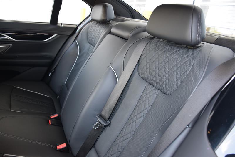 2019 BMW 750i xDrive, 多伦多, 全款车