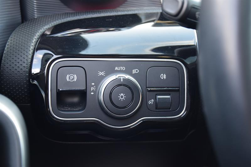 2019 Mercedes-Benz A 220 4MATIC, 多伦多, 全款车