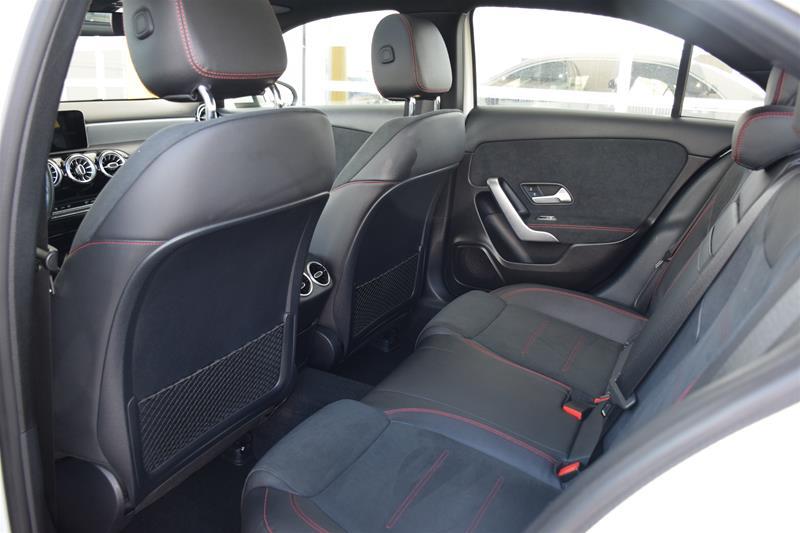 2019 Mercedes-Benz A 220 4MATIC, 多伦多, 全款车
