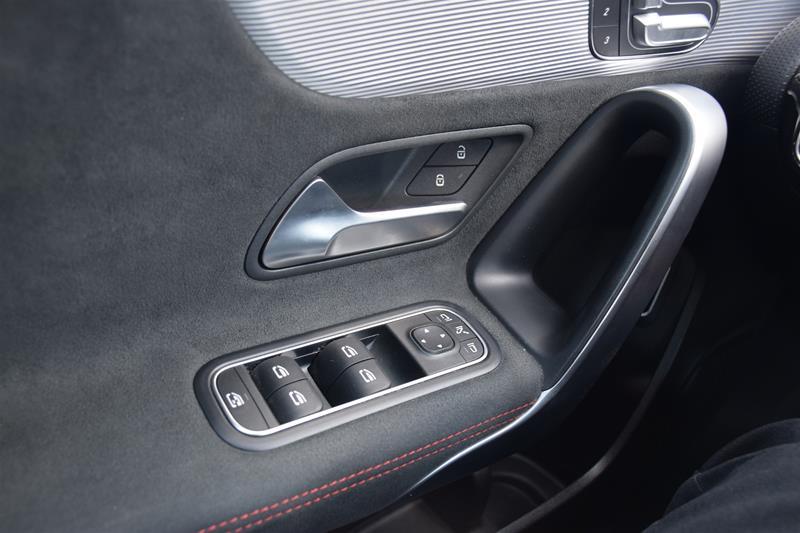 2019 Mercedes-Benz A 220 4MATIC, 多伦多, 全款车