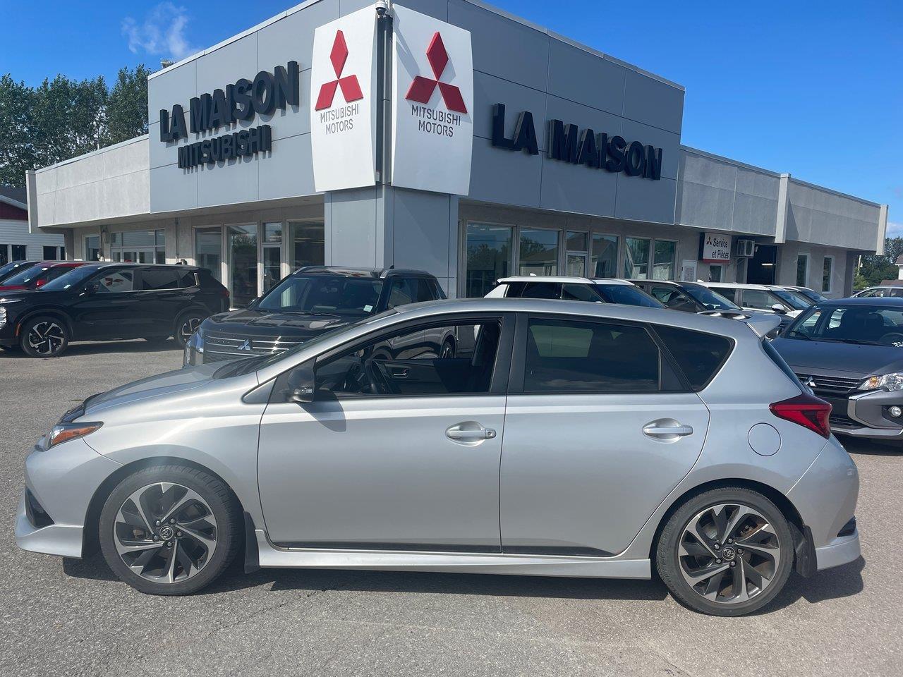 Used 2017 Toyota Corolla iM with 55,000 km for sale at Otogo