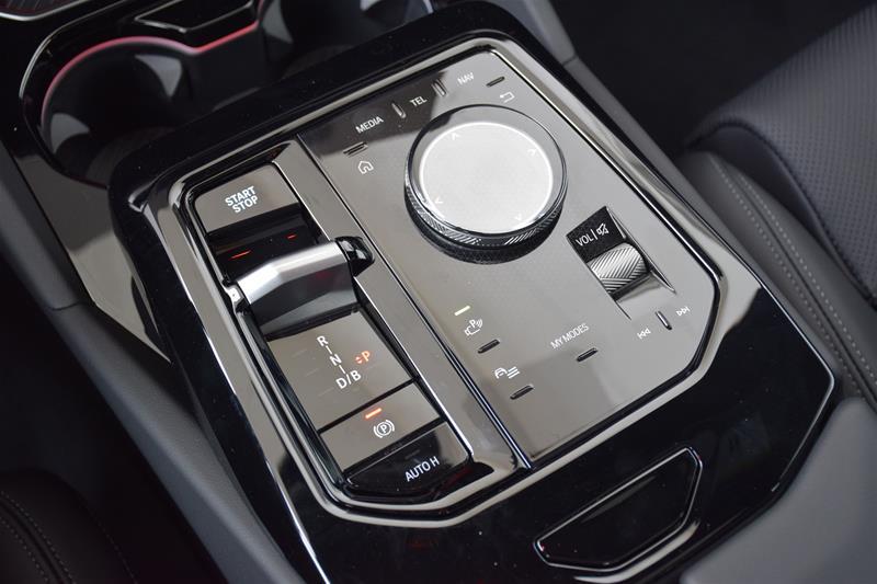 2024 BMW i5 M60 xDrive, 多伦多, 全款车