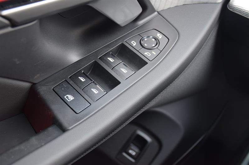 2024 BMW i5 M60 xDrive, 多伦多, 全款车