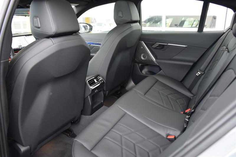 2024 BMW i5 M60 xDrive, 多伦多, 全款车