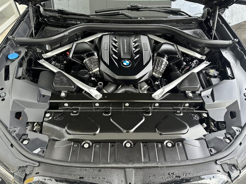 2022 BMW X5 M50i, 多伦多, 原厂Finance方案