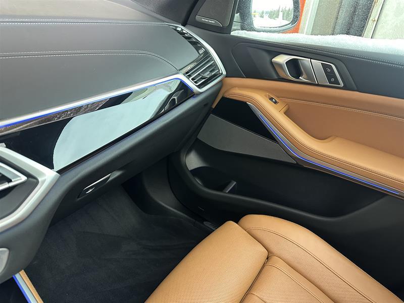 2022 BMW X5 M50i, 多伦多, 原厂Finance方案