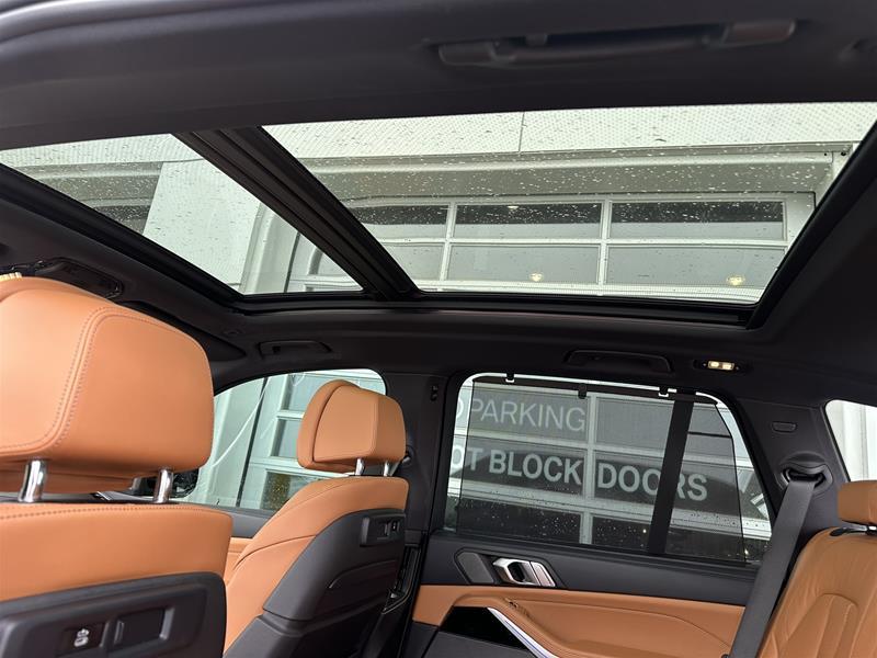 2022 BMW X5 M50i, 多伦多, 原厂Finance方案